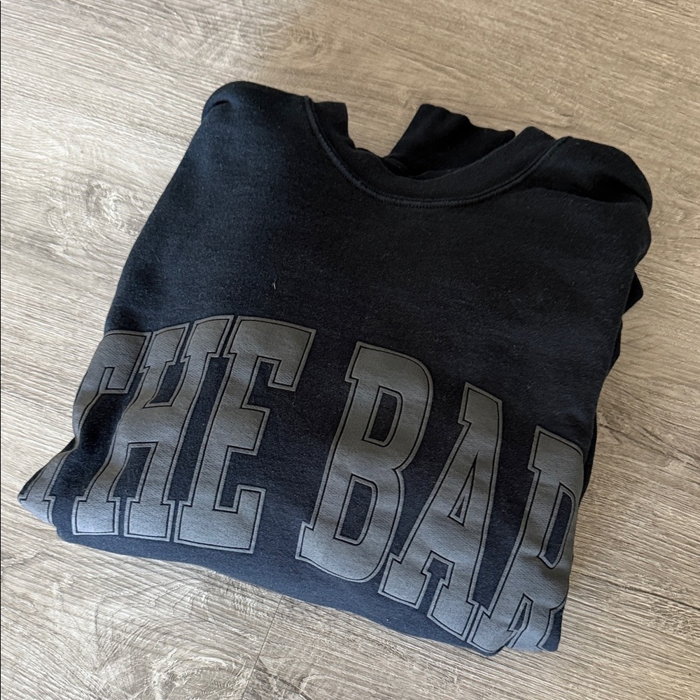 “THE BAR” black sweatshirt - size XL.
